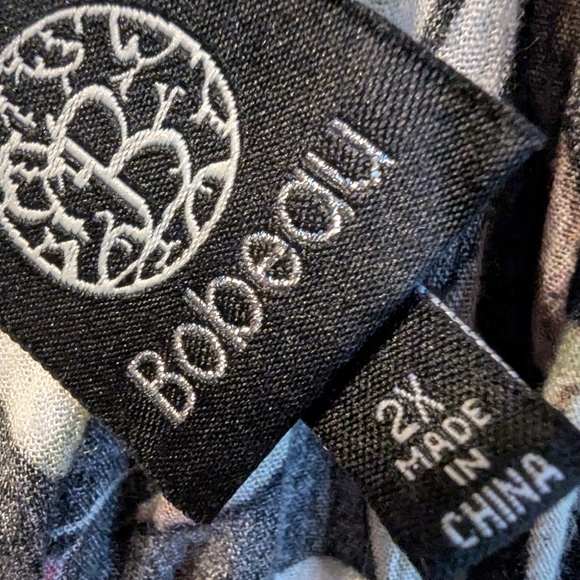 Bobeau Floral Cold Shoulder Blouse Size 2X - Picture 4 of 4